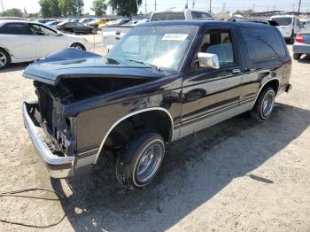  Salvage Chevrolet Blazer