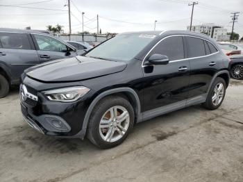  Salvage Mercedes-Benz GLA