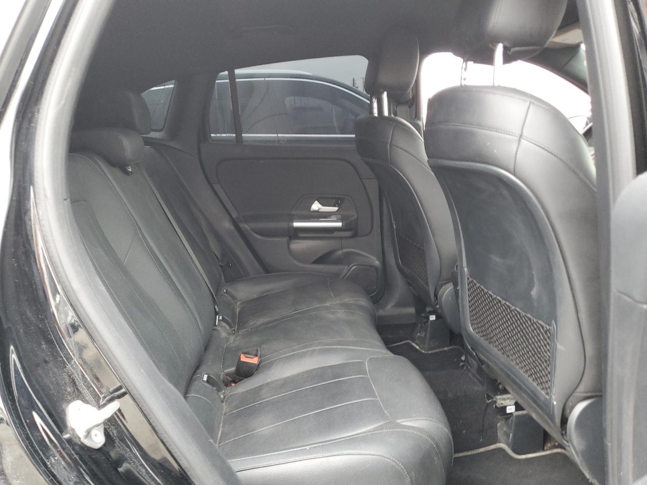 Mercedes-Benz GLA 250 Image 4