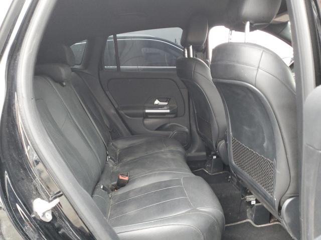 Mercedes-Benz GLA 250 Image 4