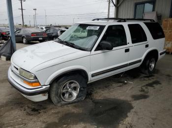  Salvage Chevrolet Blazer