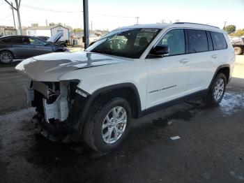  Salvage Jeep Grand Cherokee