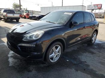  Salvage Porsche Cayenne
