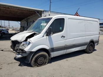  Salvage Mercedes-Benz Sprinter