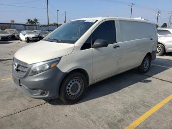  Salvage Mercedes-Benz Metris
