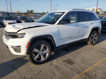  Salvage Jeep Grand Cherokee