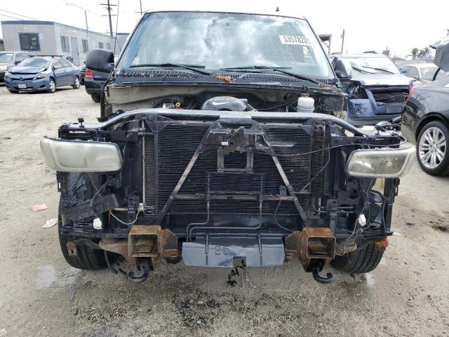 GMC Sierra C1500 Heavy Duty Image 11