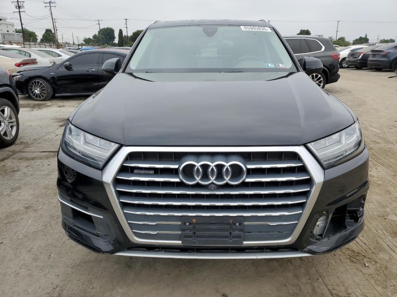Audi Q7 Premium Plus Image 3