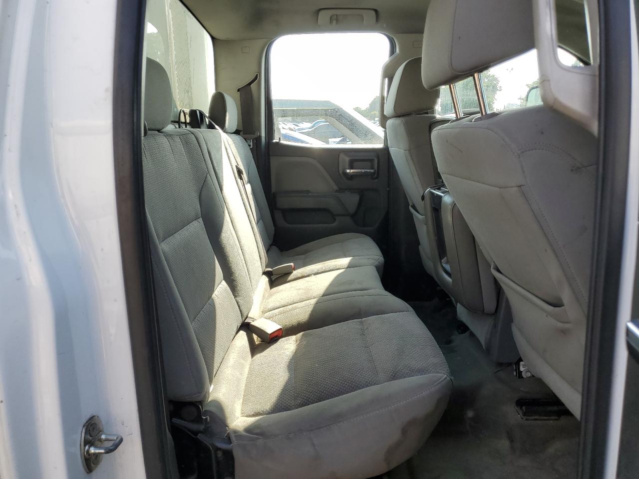 Chevrolet Silverado C2500 Heavy Duty Image 7