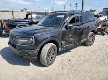  Salvage Ford Bronco