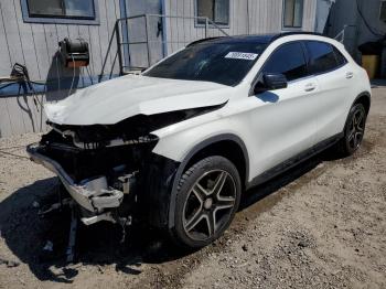  Salvage Mercedes-Benz GLA
