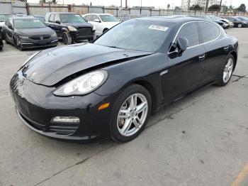  Salvage Porsche Panamera