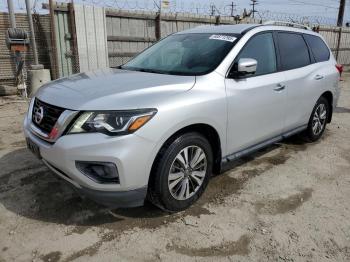  Salvage Nissan Pathfinder