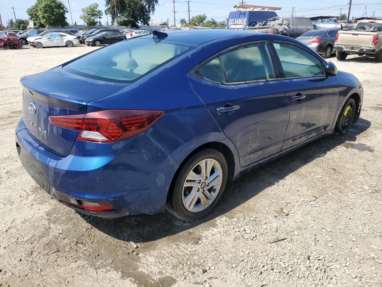 Hyun ELANTRA Sel Image 3