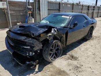  Salvage Dodge Challenger