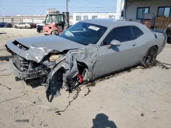  Salvage Dodge Challenger
