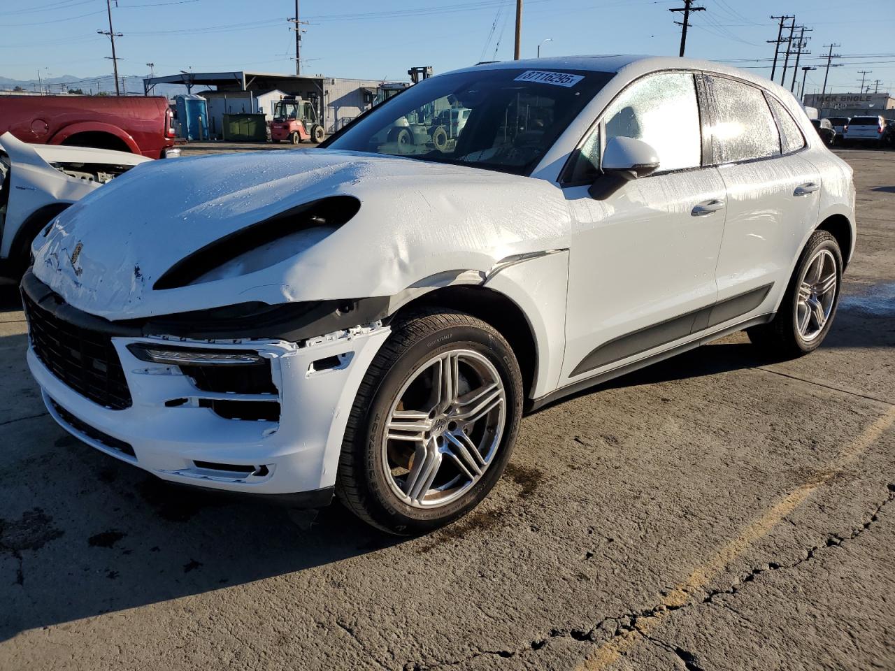 Porsche Macan S Image 1