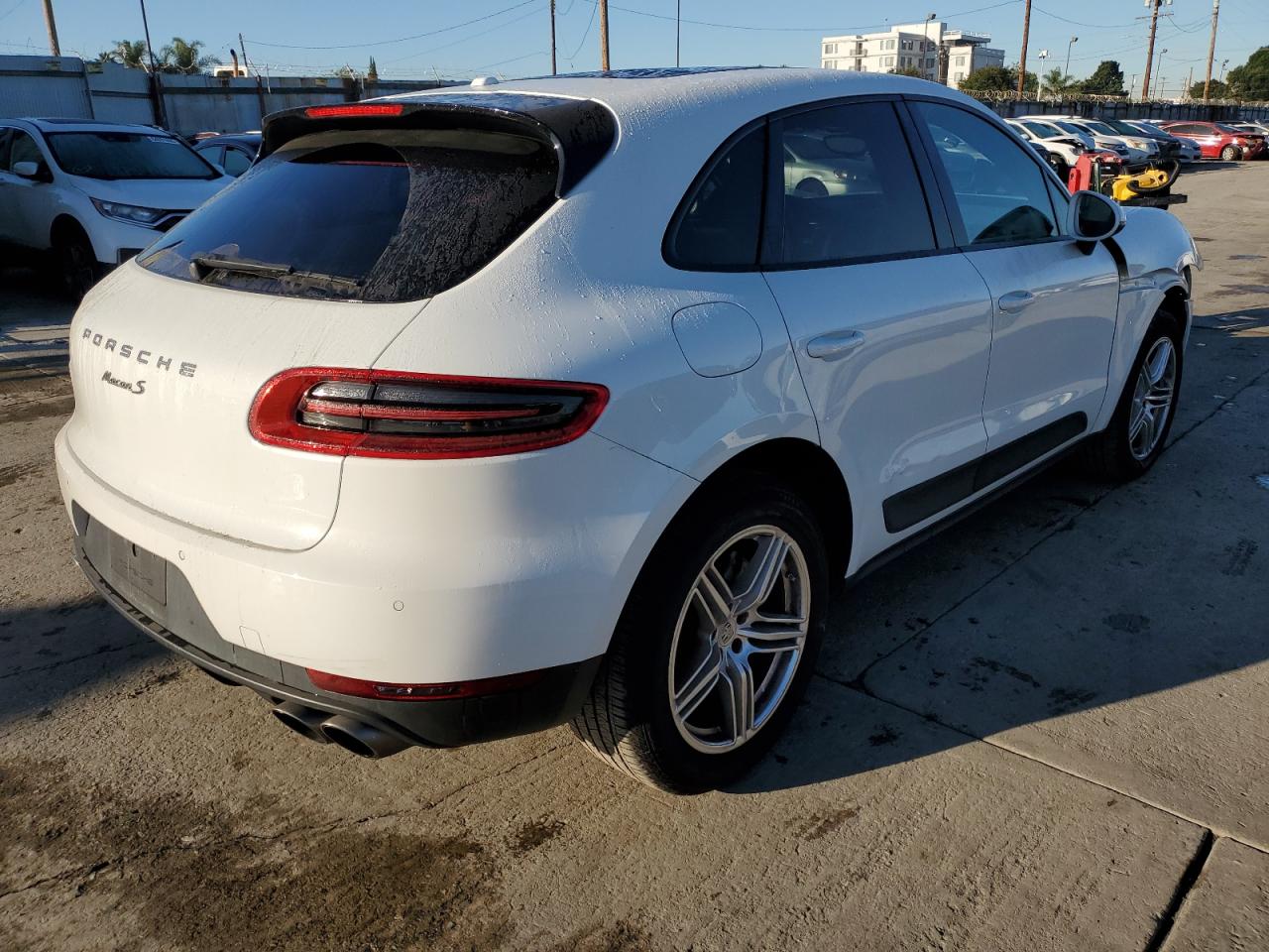 Porsche Macan S Image 4