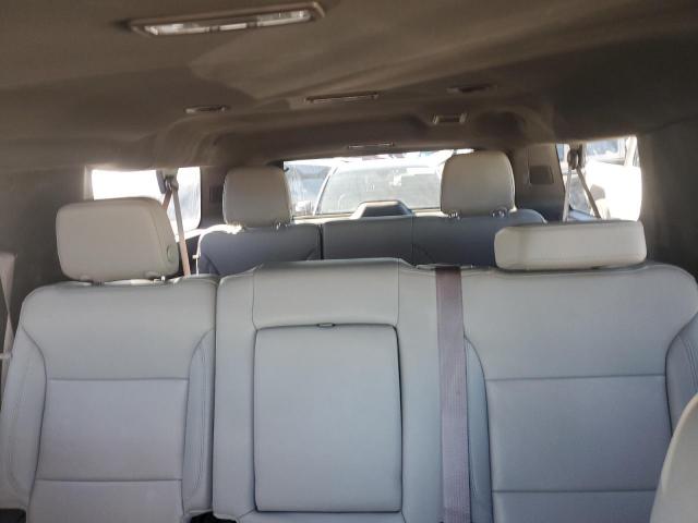 Chevrolet Suburban C1500 Lt Image 9