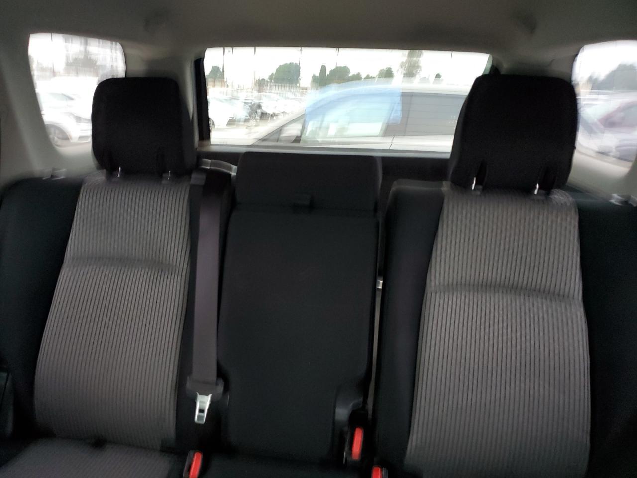 Toyota 4Runner Sr5 Image 9