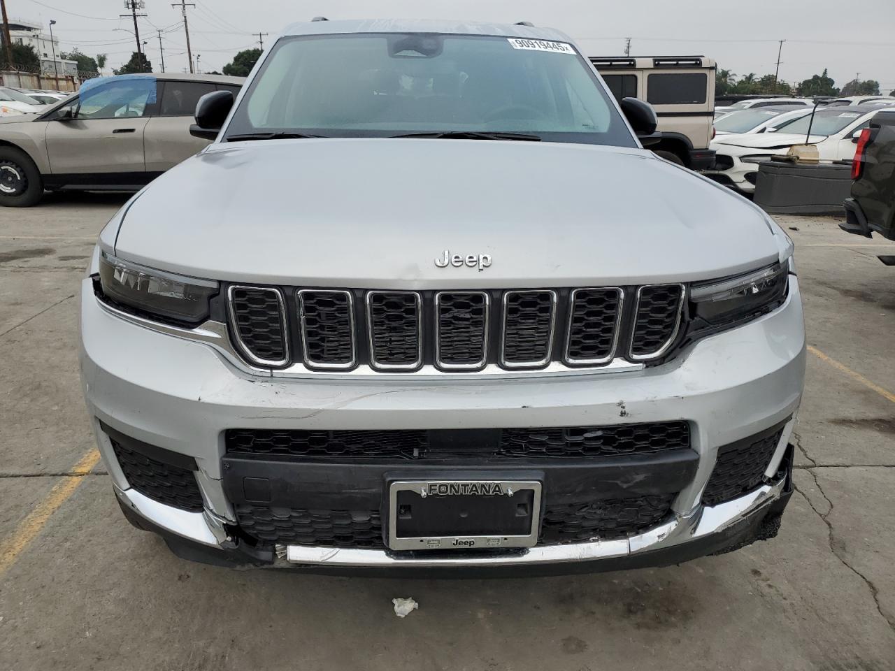Jeep Grand Cherokee L Laredo Image 8