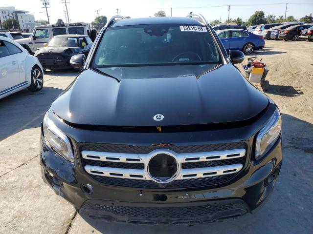 Mercedes-Benz GLB 250 Image 4