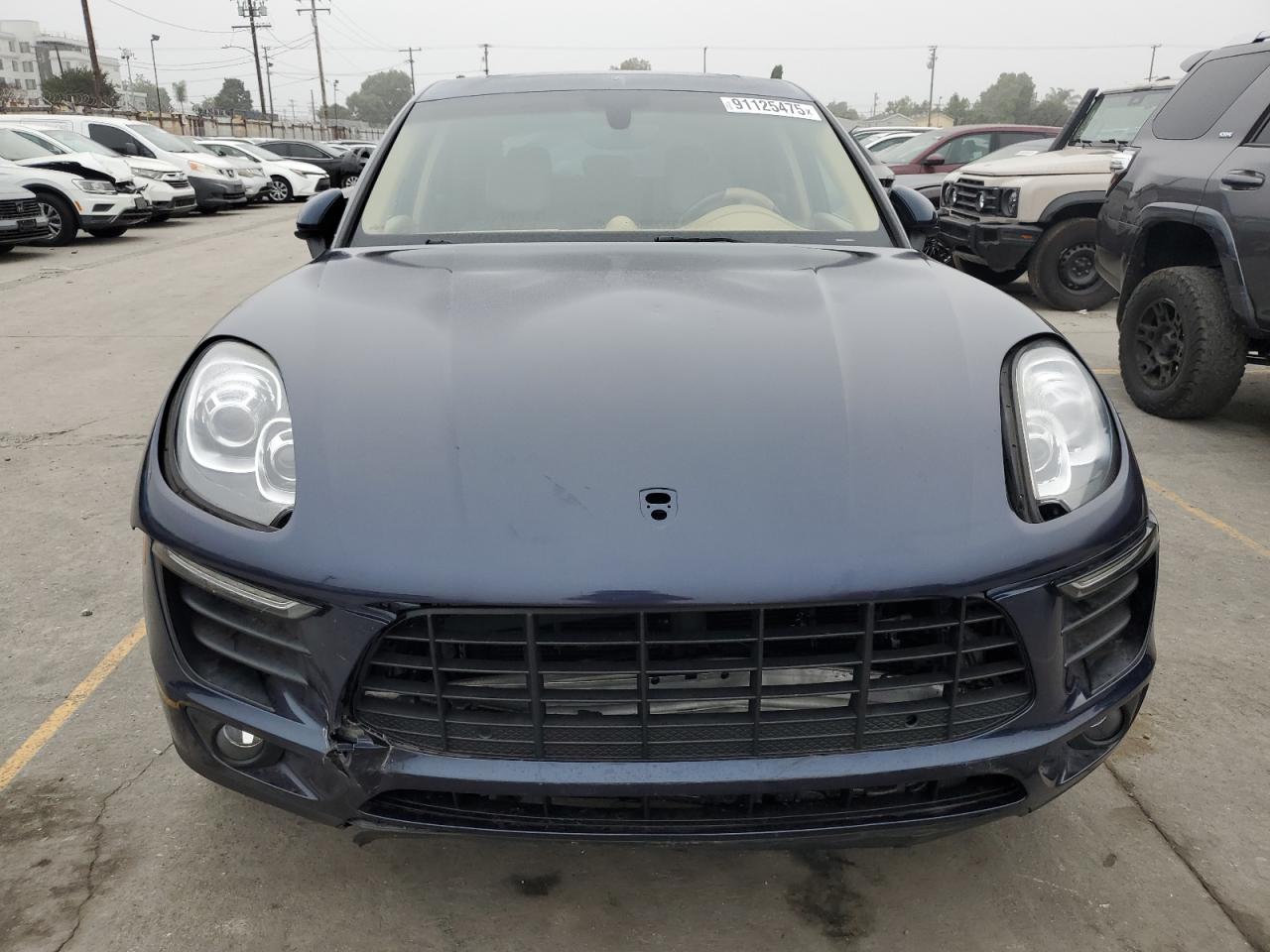 Porsche Macan S Image 3