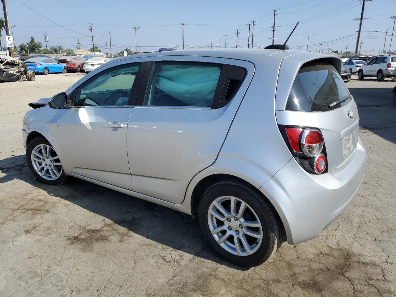 Chevrolet Sonic Lt Image 6