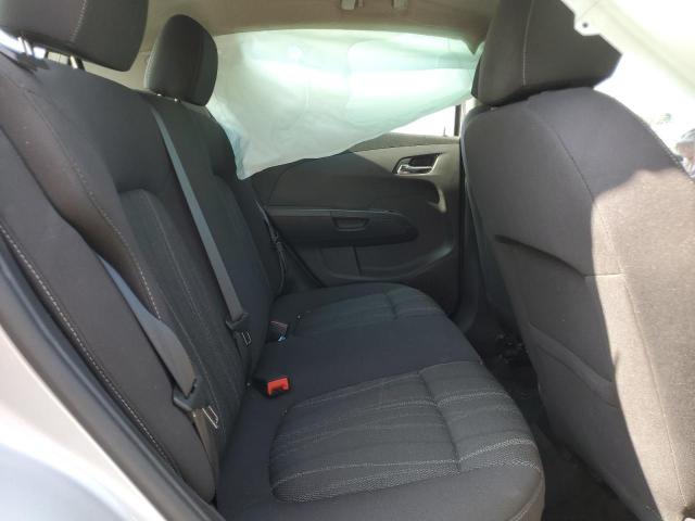 Chevrolet Sonic Lt Image 8