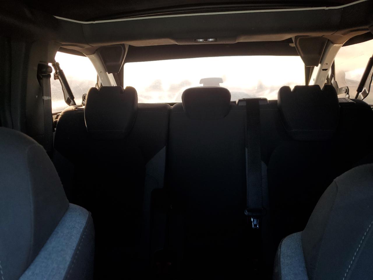 Ford Bronco Base Image 11