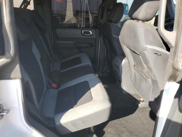 Ford Bronco Base Image 13