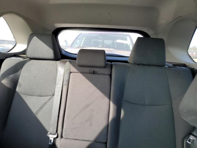 Toyota RAV4 Le Image 8