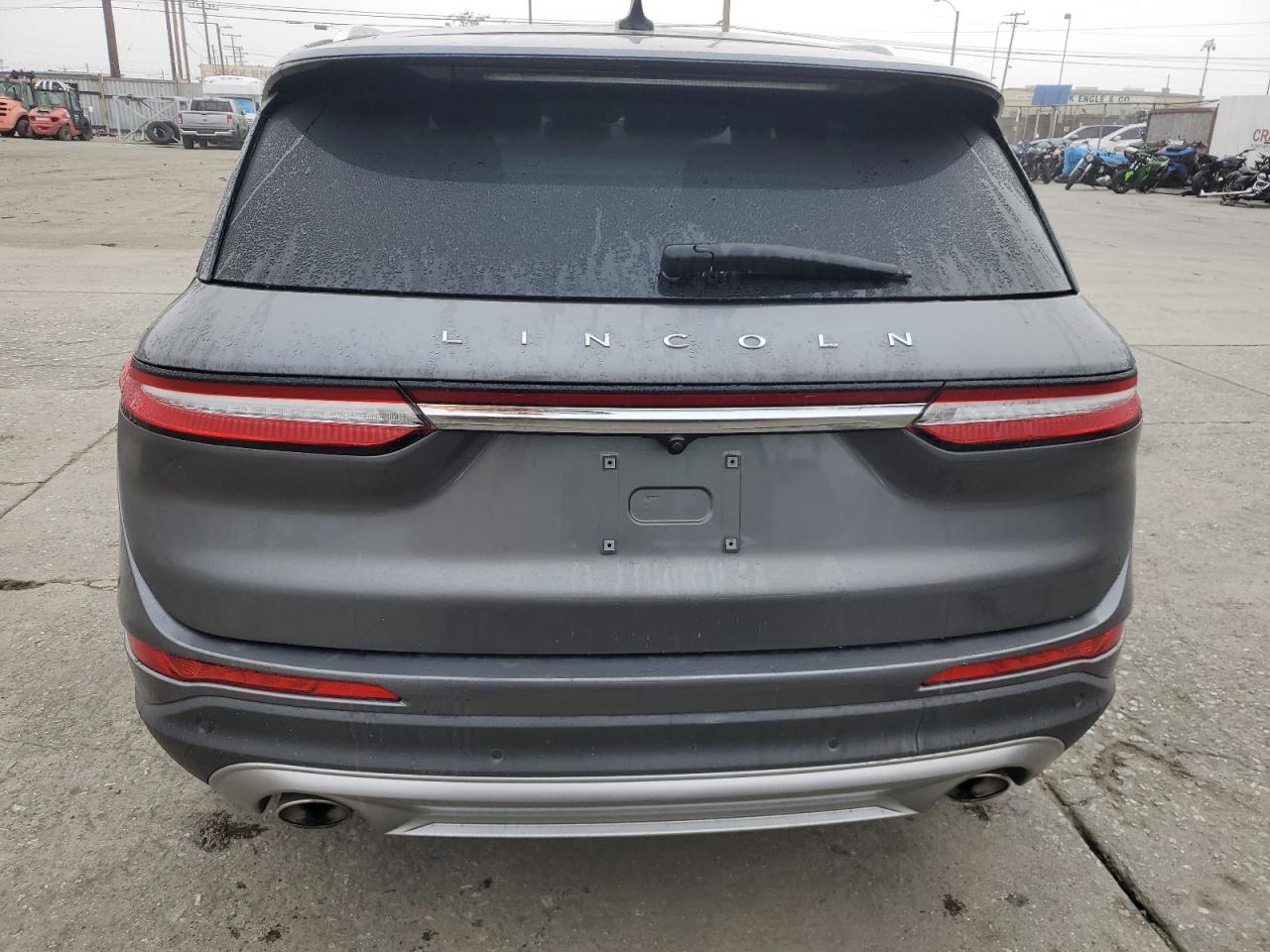 Lincoln Corsair Image 4