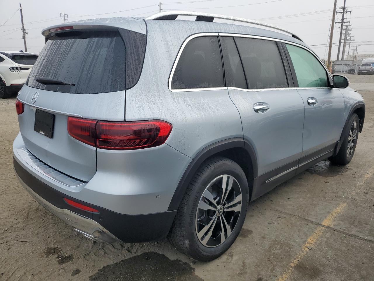 Mercedes-Benz GLB 250 Image 7