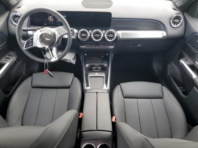 Mercedes-Benz GLB 250 Image 2