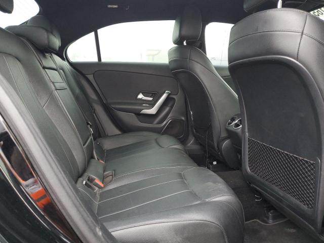 Mercedes-Benz A-Class 220 Image 5