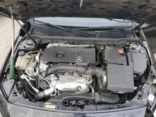 Mercedes-Benz A-Class 220 Image 10
