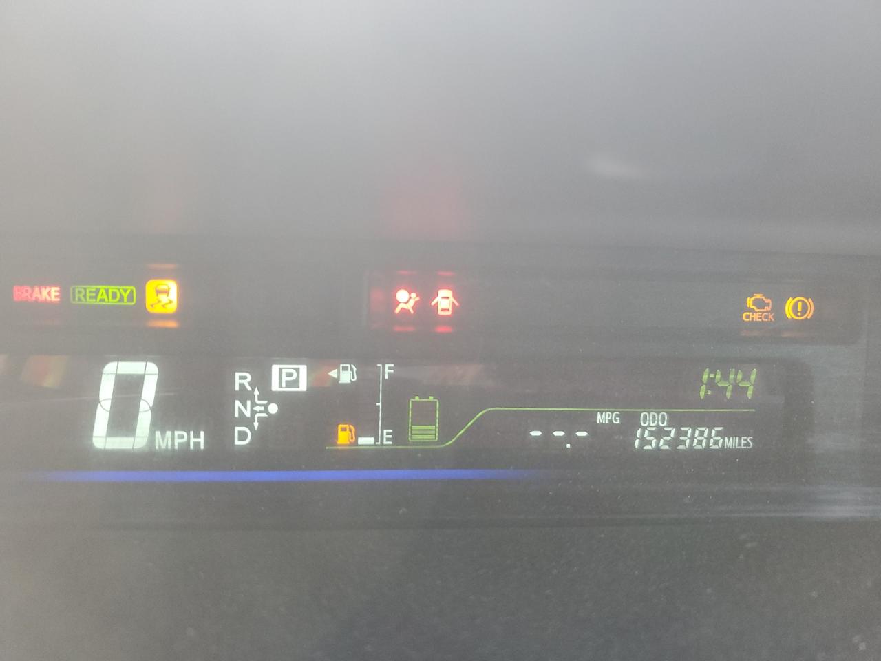 Toyota Prius Image 10