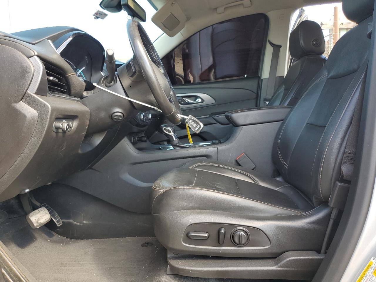 Chevrolet Traverse Premier Image 3