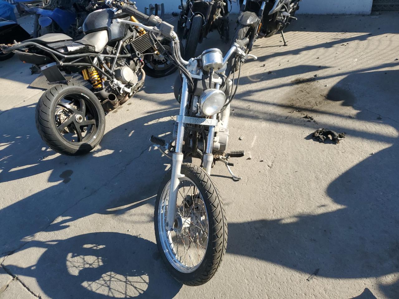 Honda Cm Cycle C2 Image 6