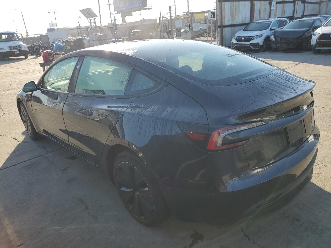 Tesla Model 3 Image 12