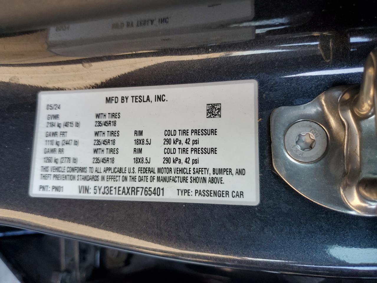 Tesla Model 3 Image 7