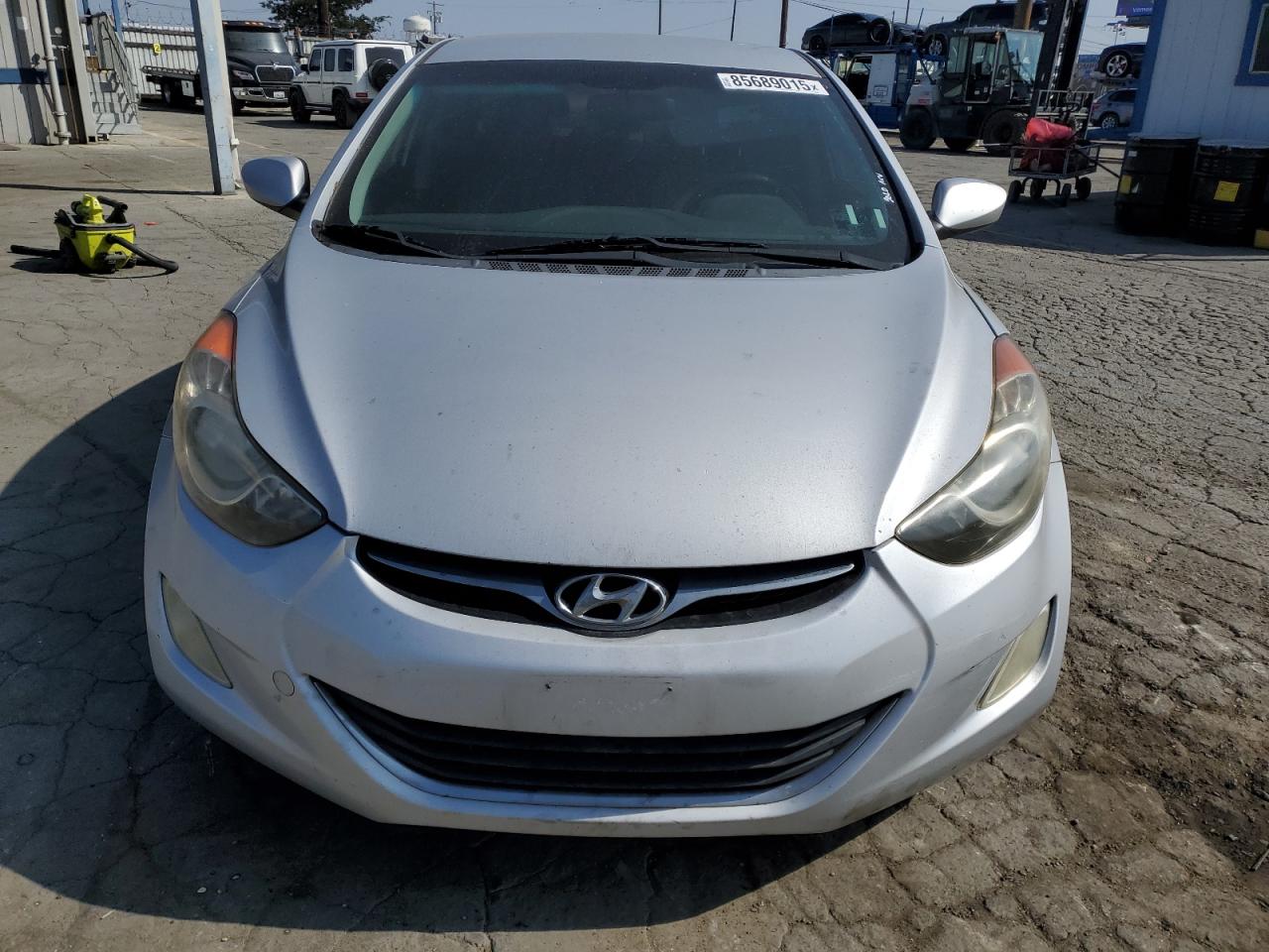 Hyundai ELANTRA Gls Image 8