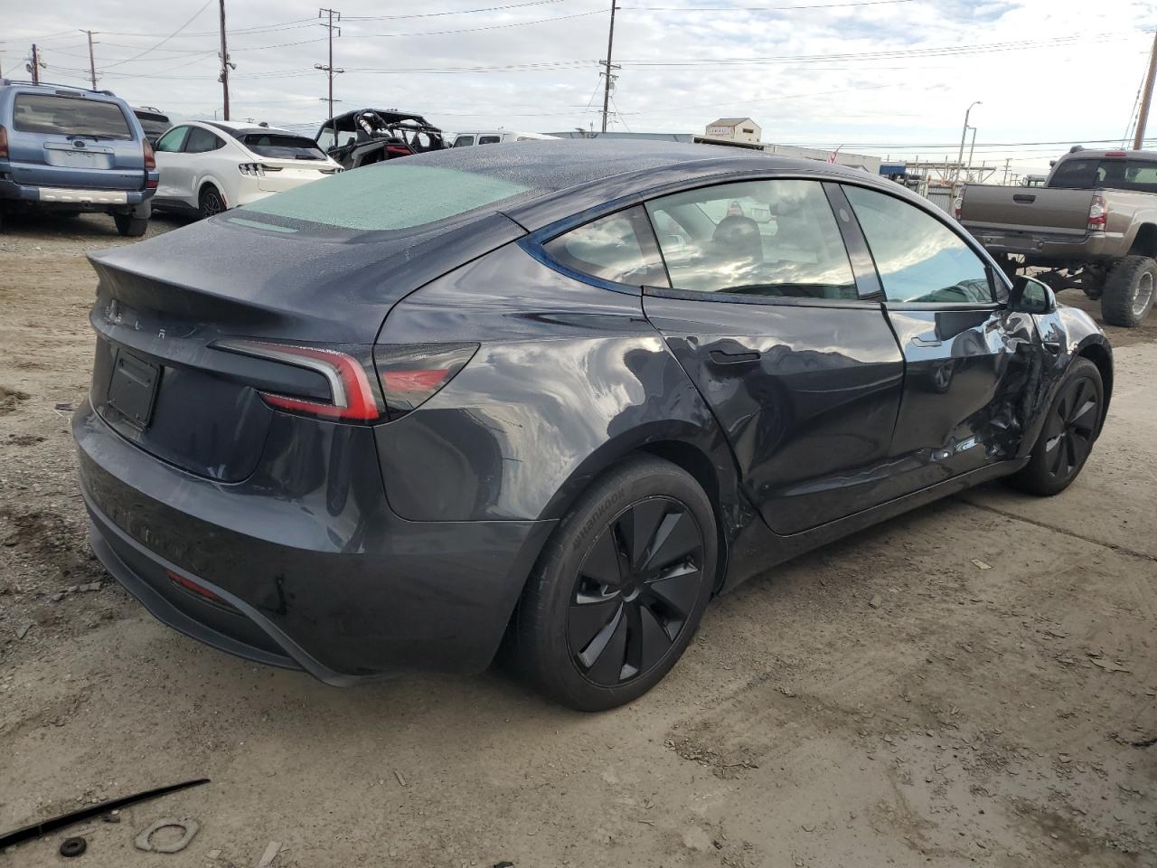 Tesla Model 3 Image 12