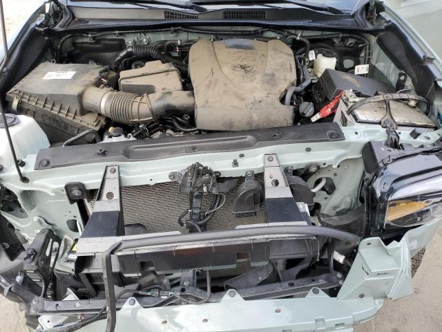 Toyota Tacoma Double Cab Image 12