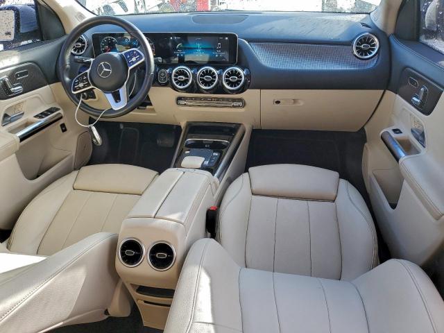 Mercedes-Benz GLA 250 Image 4