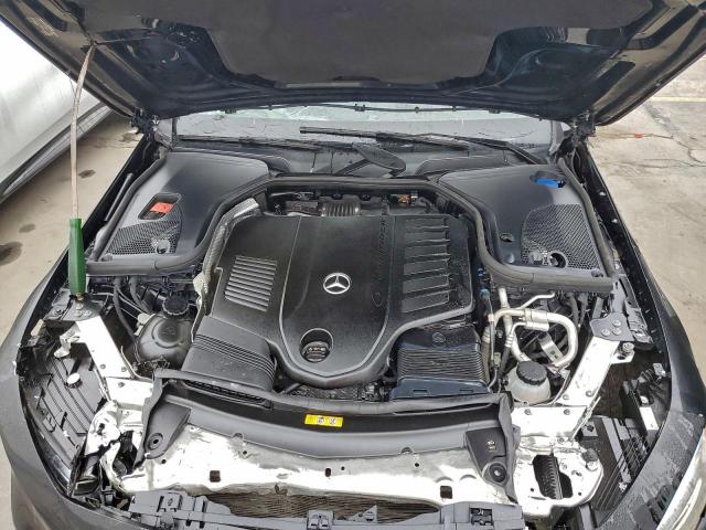 Mercedes-Benz C-Class 450 Image 12