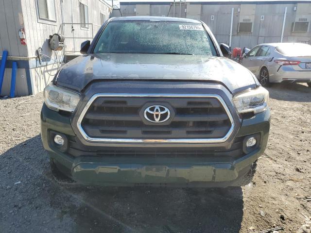 Toyota Tacoma Double Cab Image 4