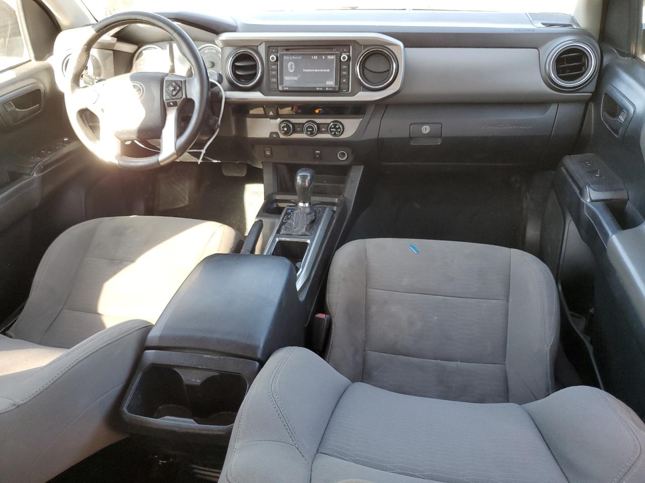 Toyota Tacoma Double Cab Image 7