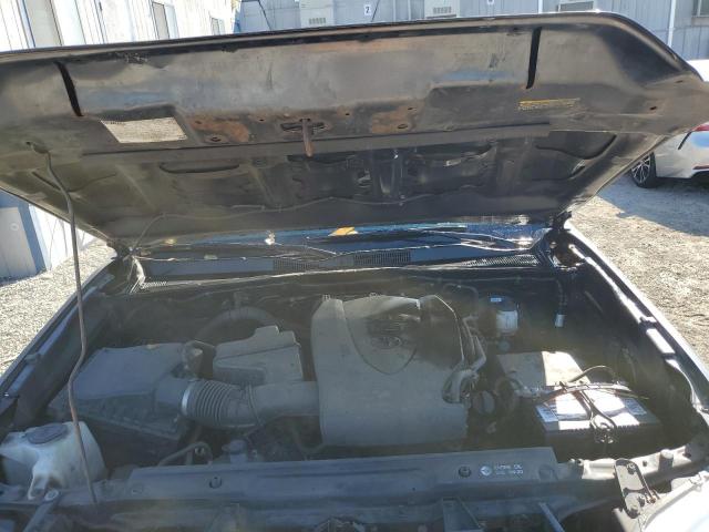 Toyota Tacoma Double Cab Image 12